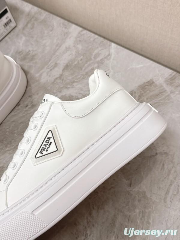 2025 Unisex Prada White Calf Leather Sneakers Retro Thick Sole KFY00290