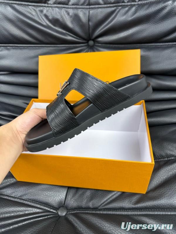 2025 Men Louis Vuitton Black Leather Slippers AS00170