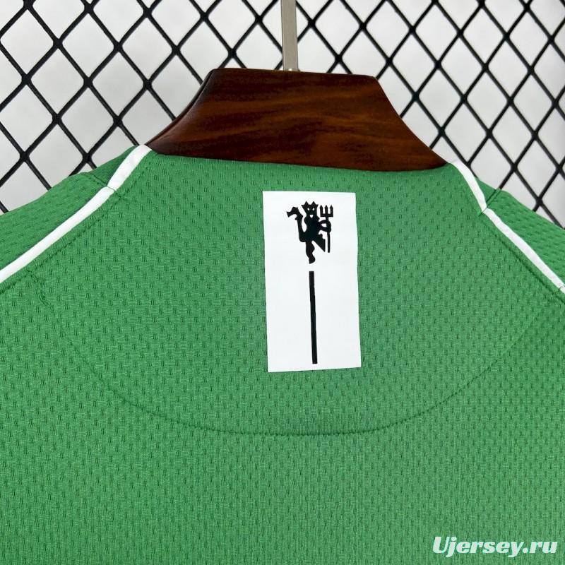 2007/08 Manchester United Green Goalkeeper Long Sleeves Retro Jersey