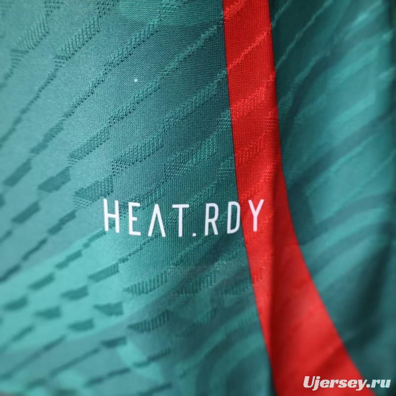 layer Version 2025 Mexico Green with Aztec Serpent Pattern Jersey