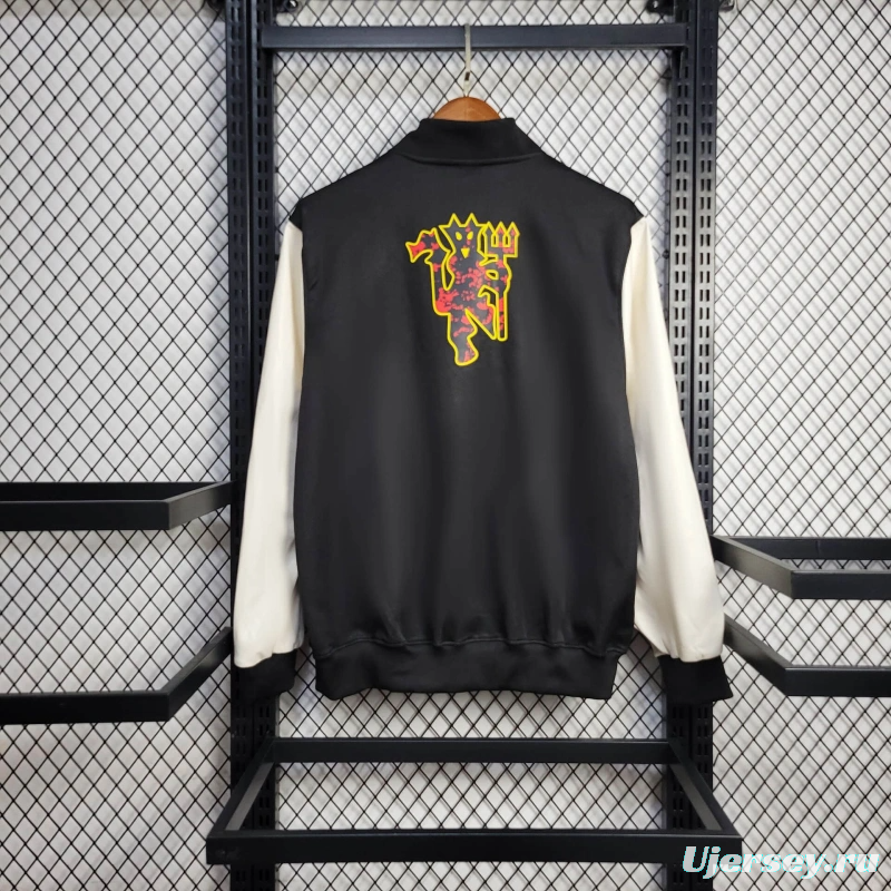 25/26 Manchester United Jacket BLACK/White Windbreaker