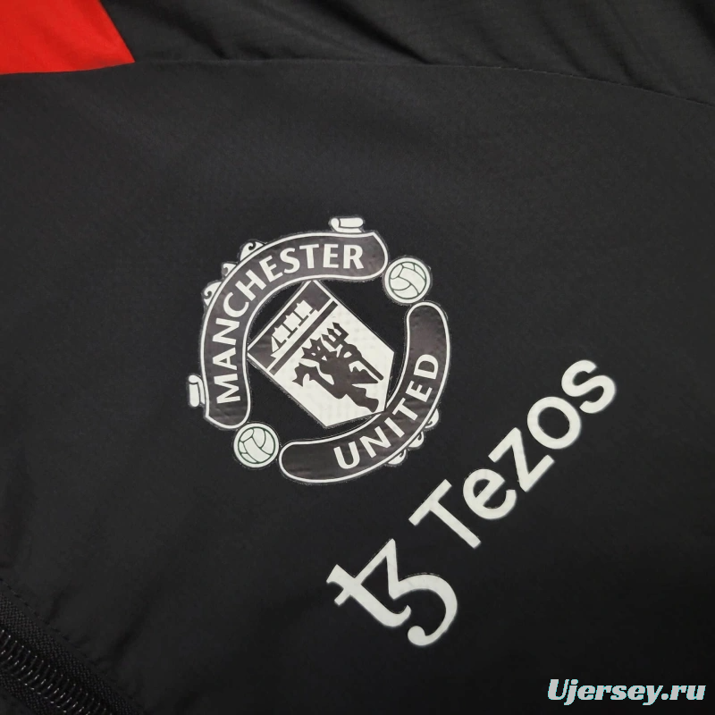25/26 Manchester United Jacket Black Windbreaker