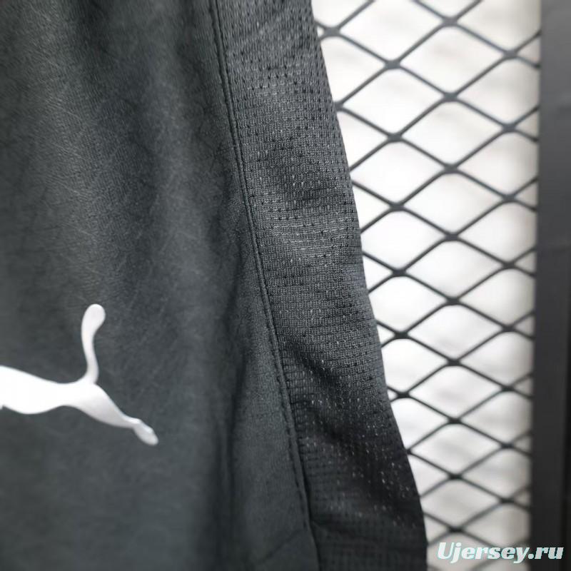 Player Version 25/26 Manchester United Black Shorts