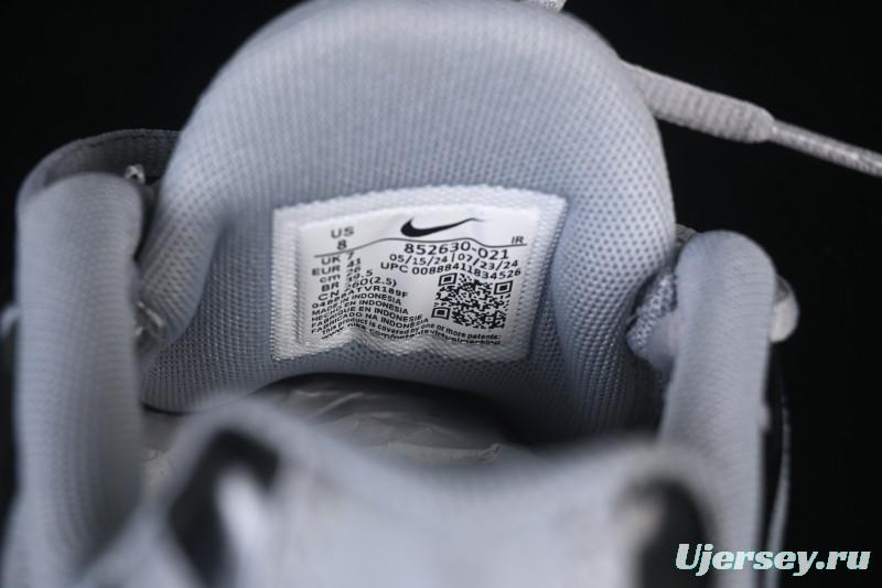 Nike Air Max Plus Retro Running Shoes with Air Cushion Technology - 852630-021