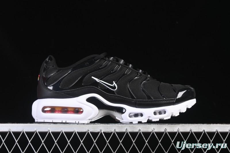 Nike Air Max Plus Retro Running Shoes with Air Cushion Technology - DM2362-001