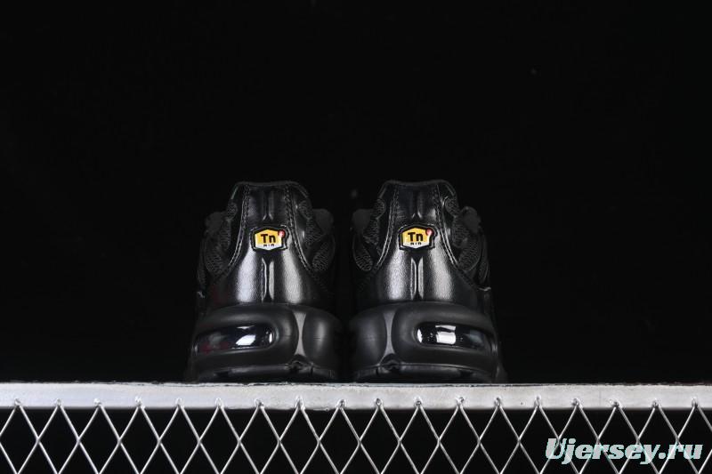 Nike Air Max Plus Retro Running Shoes with Air Cushion Technology - 604133-050