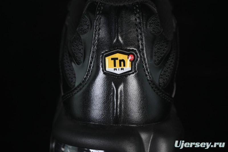 Nike Air Max Plus Retro Running Shoes with Air Cushion Technology - 604133-050