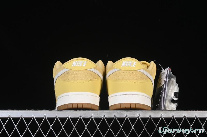 Nike SB Dunk Low Saturn Gold Low-Top Skate Shoes - FJ1674-700
