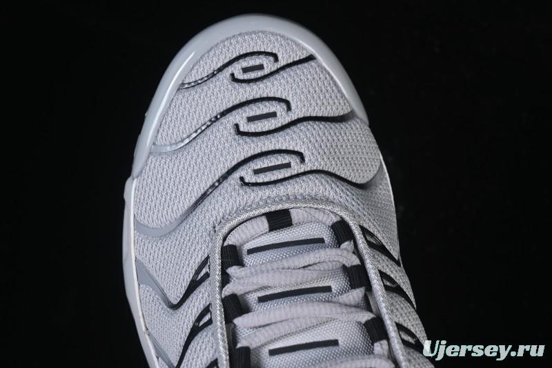 Nike Air Max Plus Retro Running Shoes with Air Cushion Technology - 852630-021