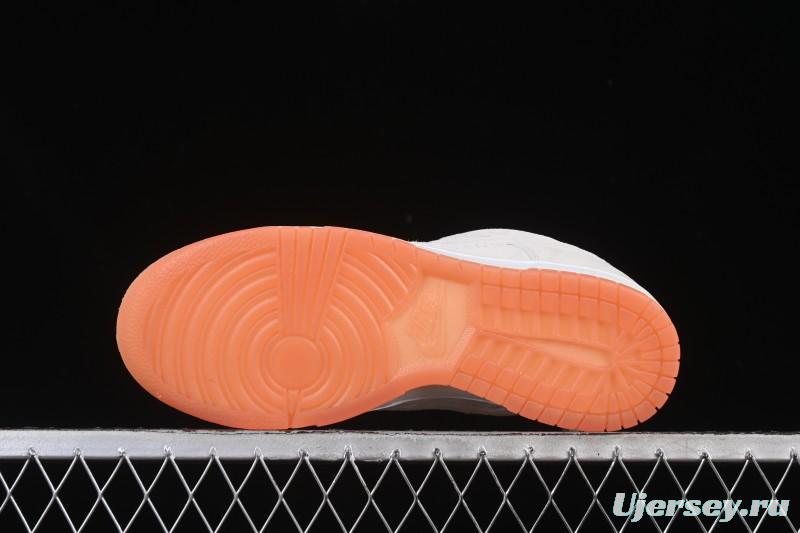 Nike SB Dunk Low Pro B Skate Shoes in Pale Ivory - HJ0367-100