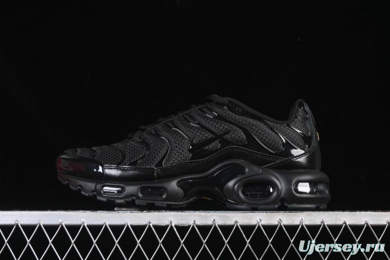 Nike Air Max Plus Retro Running Shoes with Air Cushion Technology - 604133-050