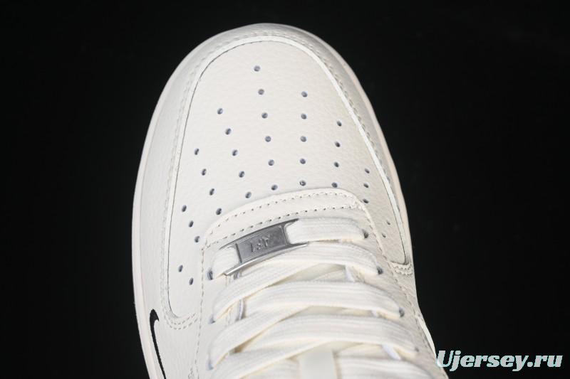 Nike Air Force 1'07 Low Casual Sneakers with Full-Length Air Cushion - XD2588-601