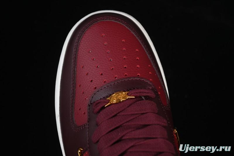 Nike Air Force 1'07 Low Casual Sneakers with Full-Length Air Cushion - IR0485-611