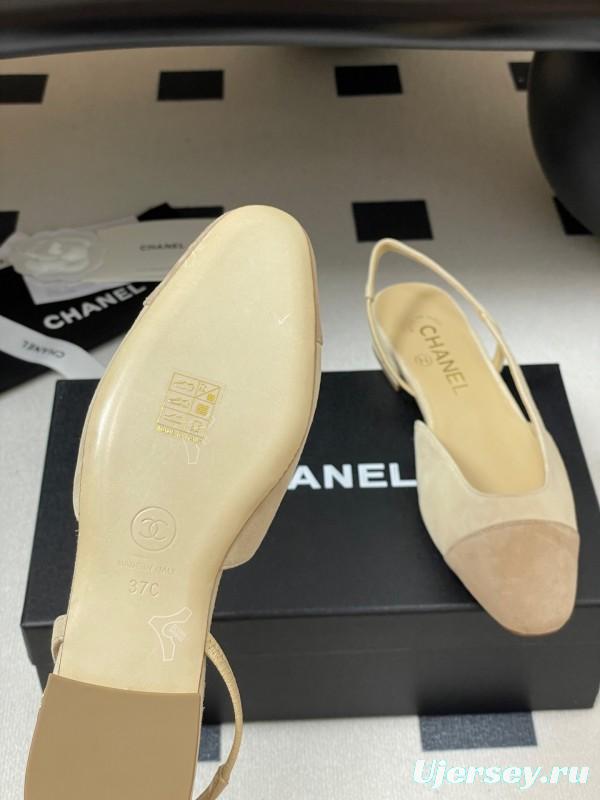 Chanel Sling-back Two-Tone Suede Slingback Sandals Flat/Block Heel - KFY00280