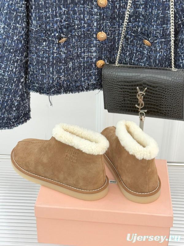 Miu Miu Retro Shearling Platform Snow Boots - KFY00300