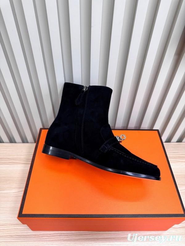 Hermes Kelly Buckle Ankle Boots - LY00390