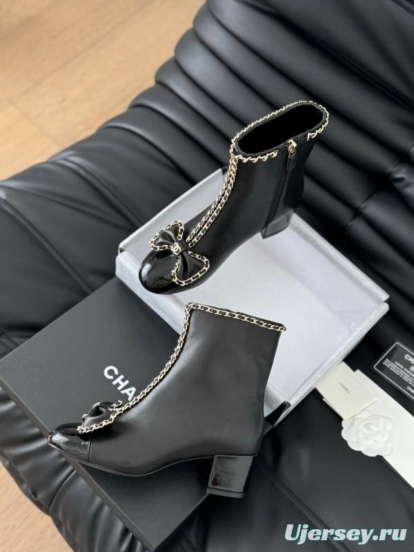 Chanel Classic Chain Boots for Women - LY00380