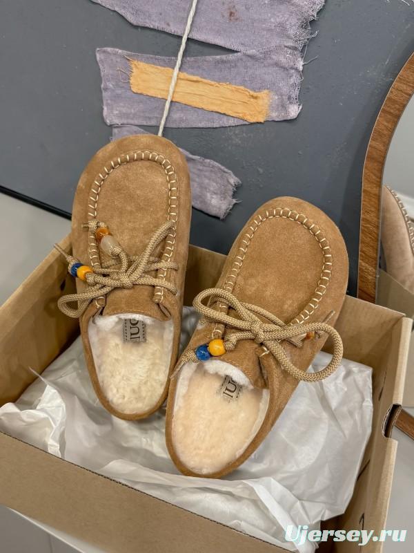 UGG 2025 Spring/Summer Collection Cozy Wool Slippers with Retro Buckle - KFY00240