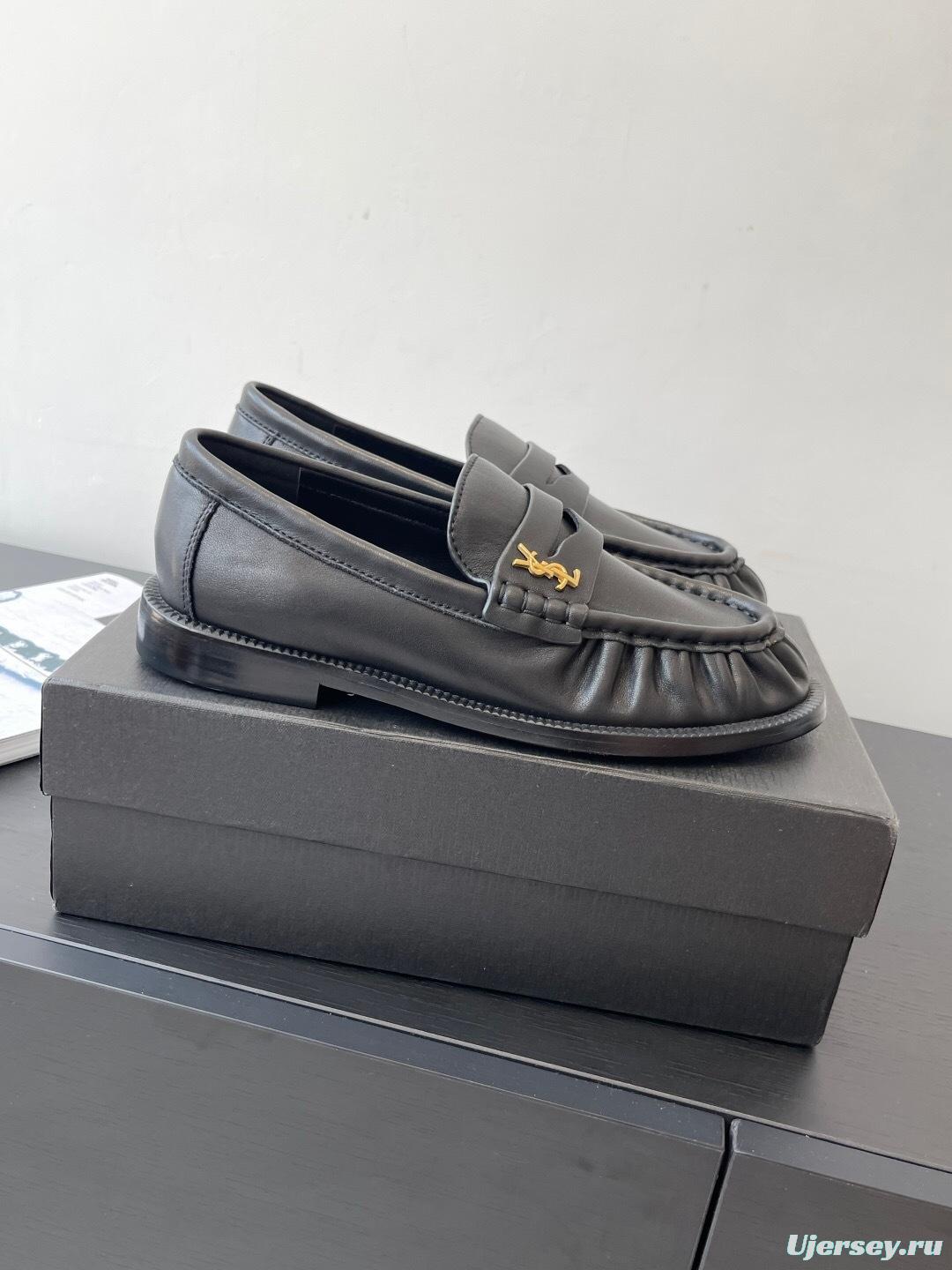 Saint Laurent Classic Loafer Mule Flats - KFY00350