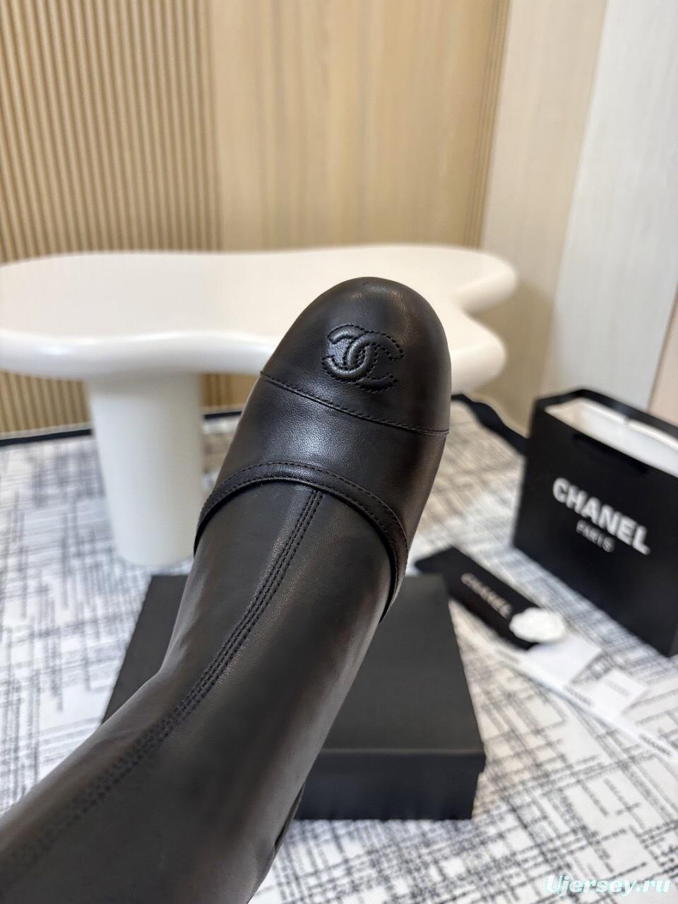 Chanel Classic Chunky Heel Back Zipper Long Boots - LY00360