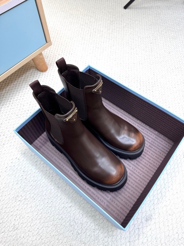 Prada Spring/Summer 2025 Platform Ankle Boots - LY0340