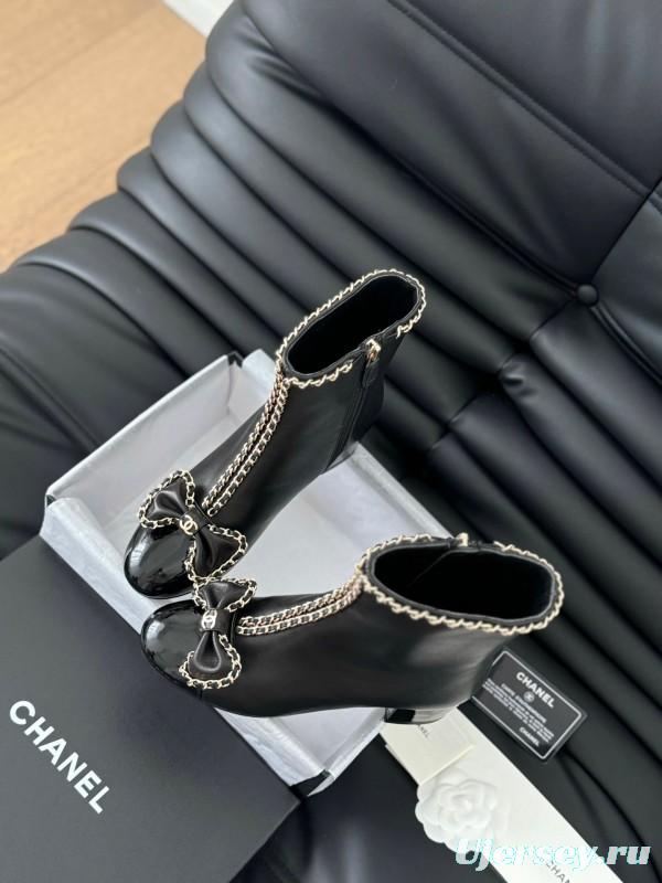 Chanel Classic Chain Boots for Women - LY00380