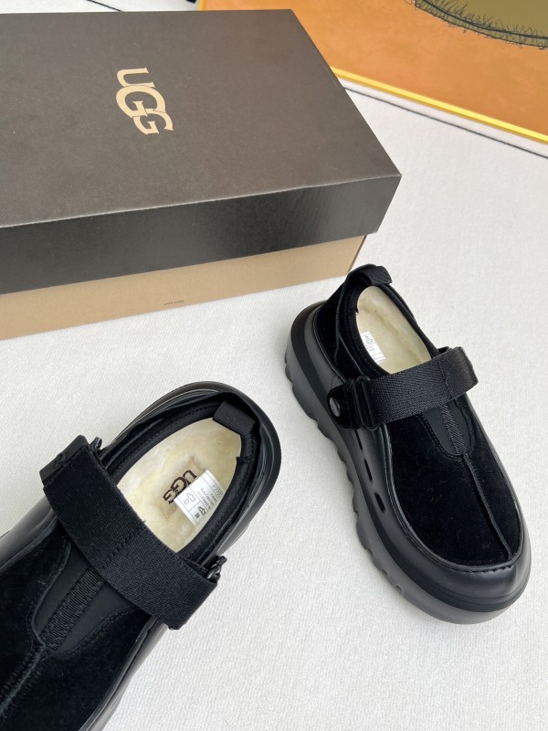 UGG Little Potato Half-Slip On with Lightweight Sole - MJ00