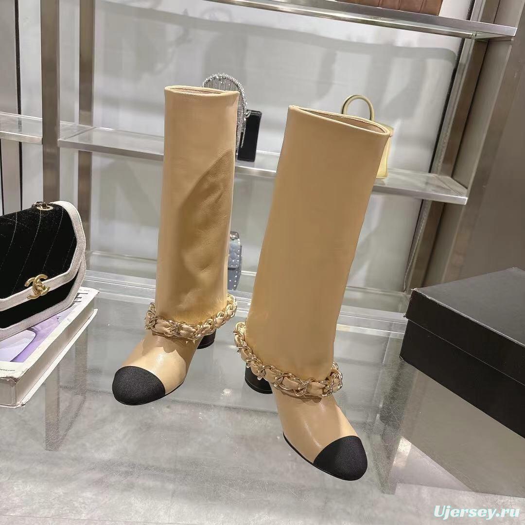 Chanel 2025/SS Autumn/Winter Runway Turned-Cuff Large Chain Block Heel Boots - LY00510