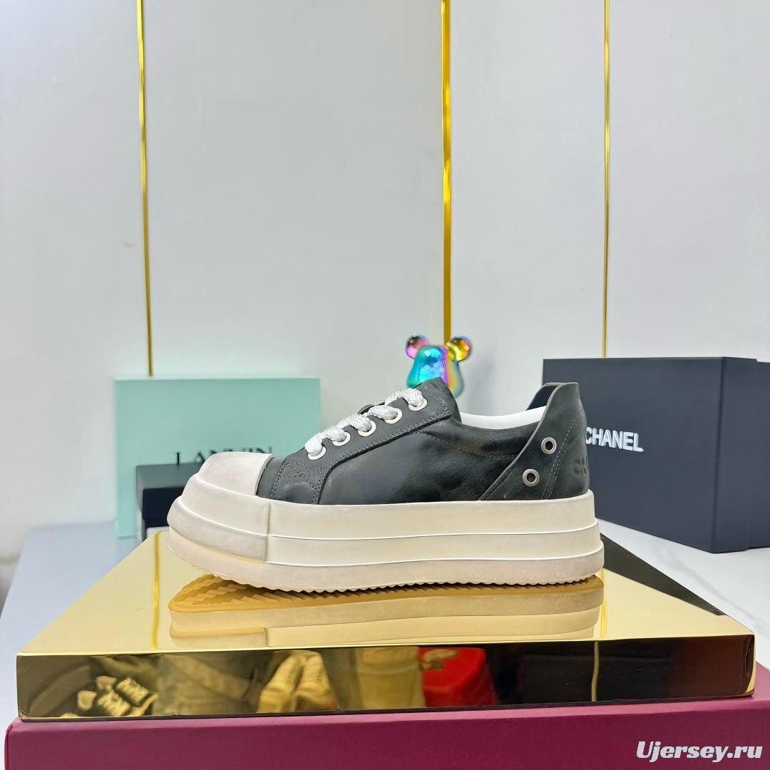 Chanel 2025 SS Panda Casual Sneakers Dirty Style - LY00330