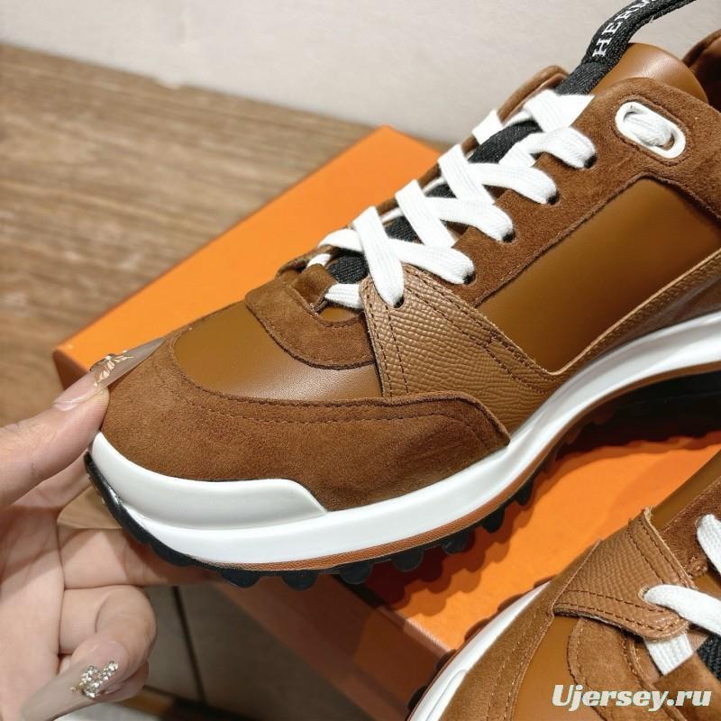 H Boots Classic Chelsea Boots with British Color Block Design - AS00410