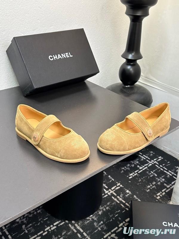 Chanel Quilted Flats Slip-On Mules - KFY00280