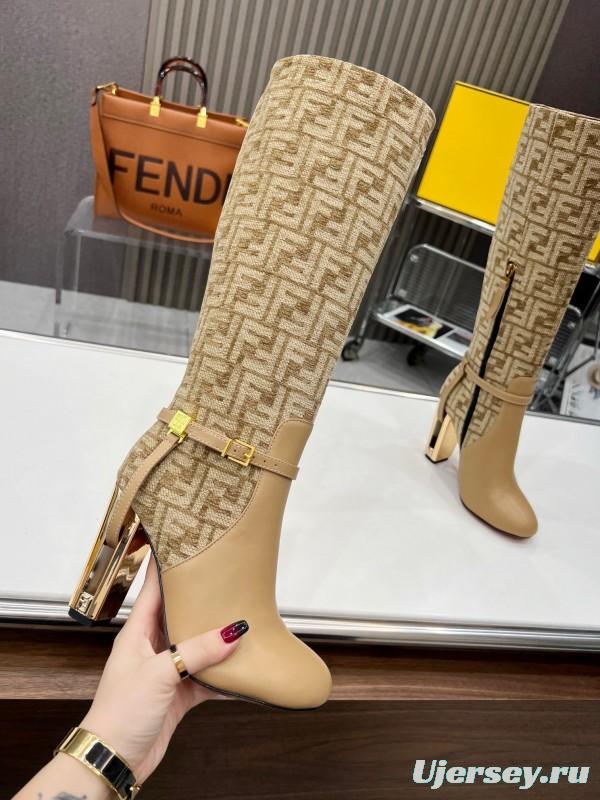 FENDI Delfina Round Toe Boots with FF Buckle - LY00