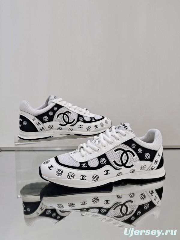 Chanel 2025 SS Limited Edition Silver Horn King 2 Sneakers - KFY00340