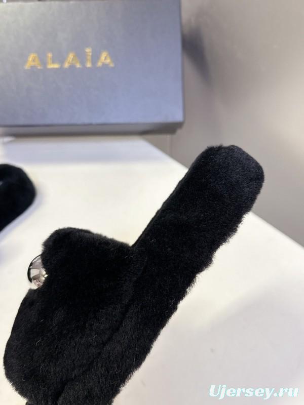 Alaïa Fall/Winter 2025 Fur Slippers - KFY00230