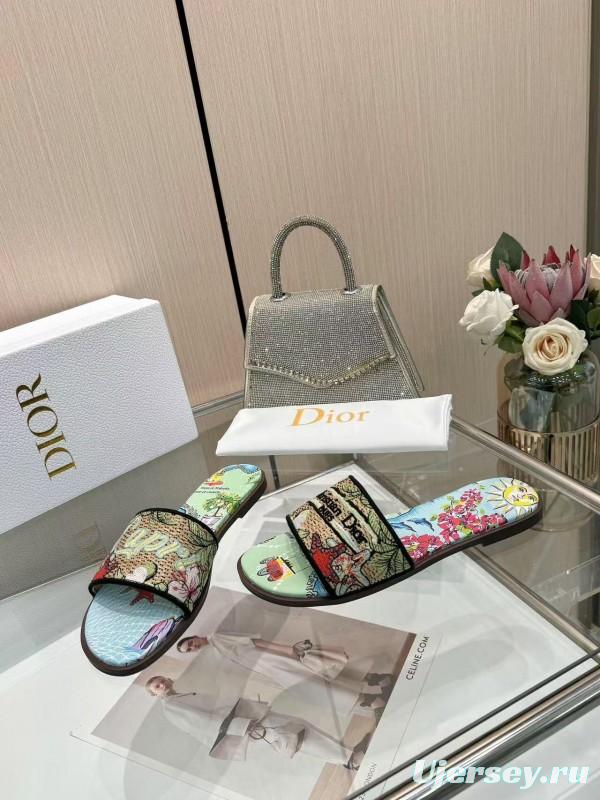 Dior 2025/ss Embroidered Monogram Slippers with Sheepskin Lining - LY00200/LY00240