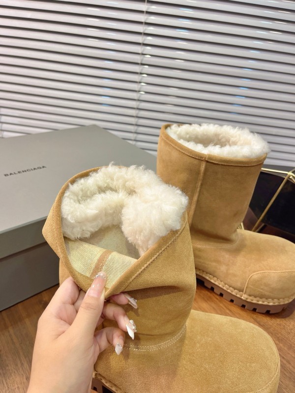 Balenciaga 2025 SS Oversized High Heel Snow Boots - AS00520