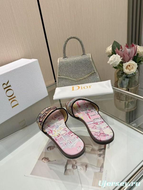 Dior 2025/SS Embroidered Monogram Slippers with Lambskin Lining - LY00200
