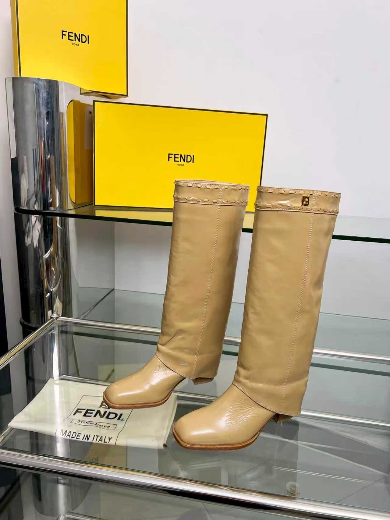 Fendi 2025 SS Wide-Calf Boots with Block Heel - LY00440/LY00510