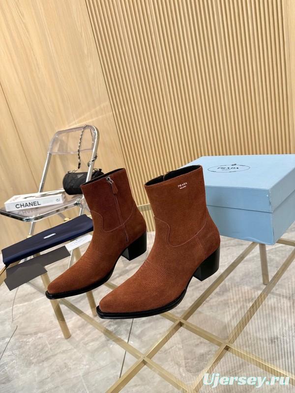 Prada Classic Pointed Boots 2025 SS Collection - L Y00330