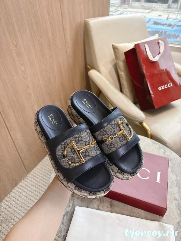 Gucci 8356-8 Women's Sandals with Horsebit Detail and Gold Hardware