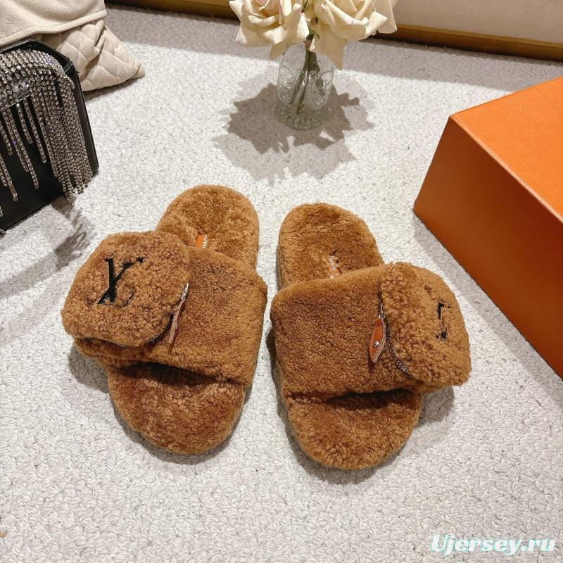 L Brand New Wool Slippers Comfortable Lazy Home Shoes - LY00260
