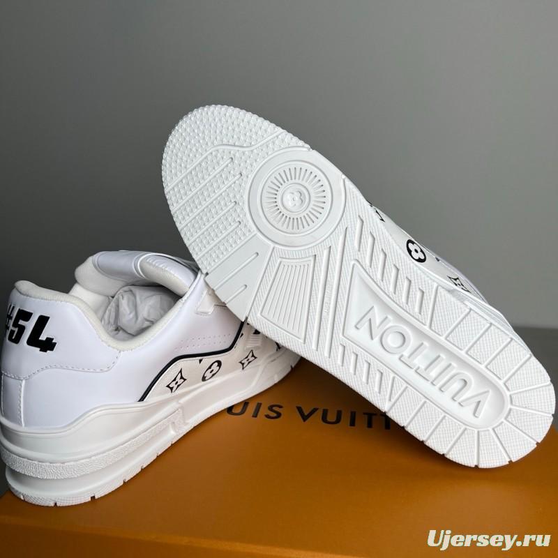 Louis Vuitton Signature Logo Sneakers with Calfskin Upper - YC