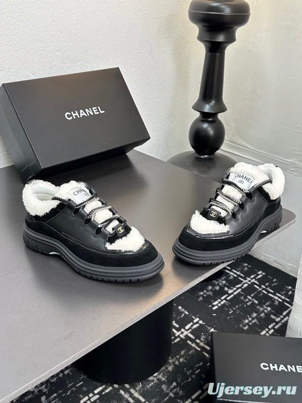 Chanel Spring/Summer 2025 Runway Thick Sole Sneakers - LY00320