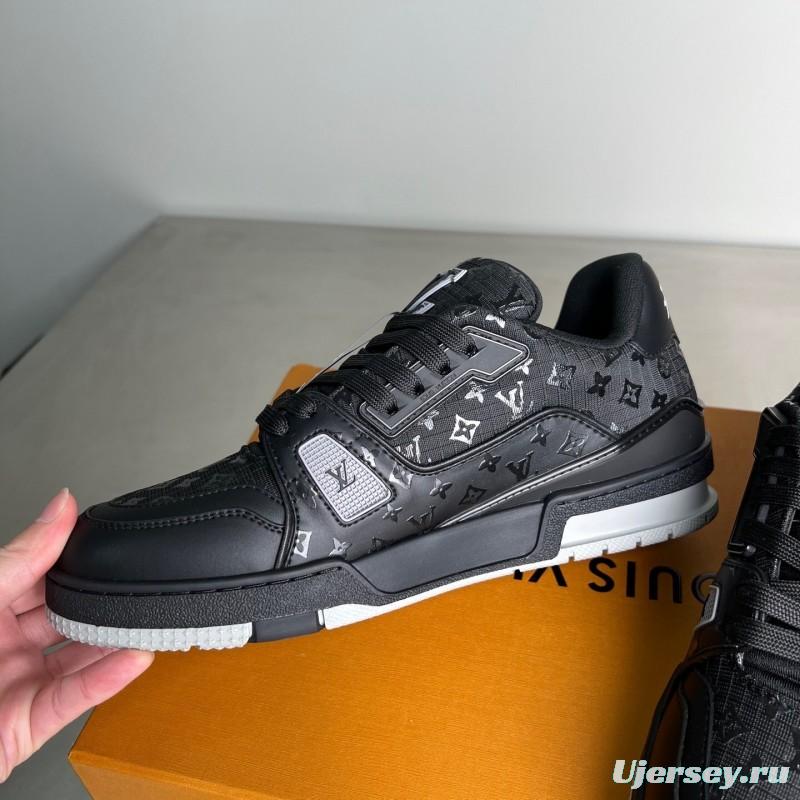 Louis Vuitton 2025 SS Replica Luxury Sneakers with Signature Logo - YC
