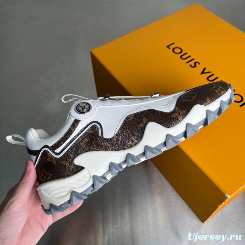 Louis Vuitton LV Circle Low-Top Casual Shoes with Anti-Slip Metal Accessories - YC