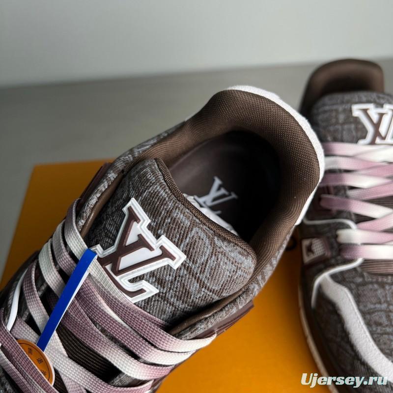 Louis Vuitton 2025 Spring/Summer Collection Luxury Sneakers with Signature Logo and Dual-Color TPU Outsole - YC
