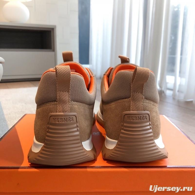 H Boot-Type Spring 2025 Early Collection Classic Chelsea Boots with British Color Blocking - AS00380