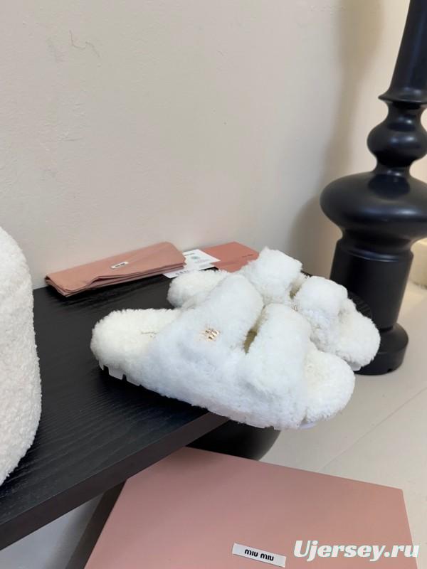 Miu Miu Spring/Summer 2025 Fur Slides - KFY00310