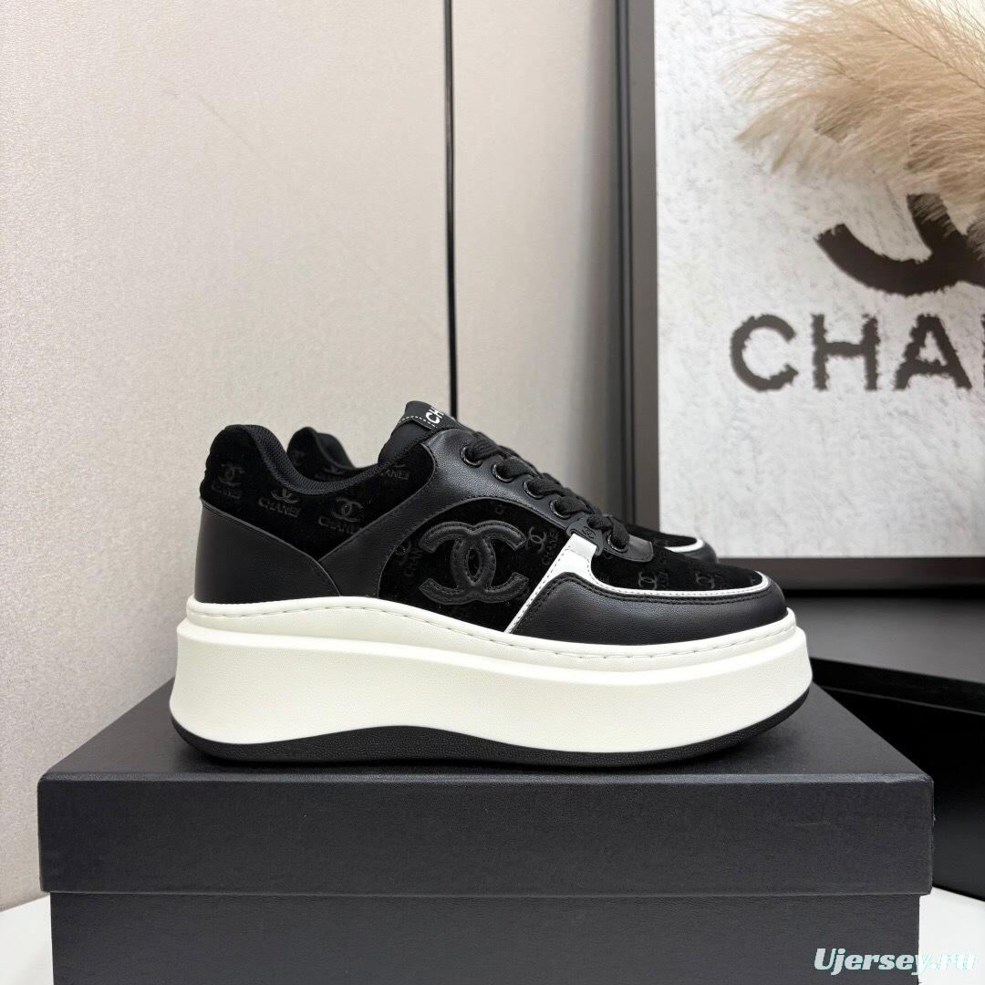 Chanel 2025 SS Panda Casual Sneakers - LY00340