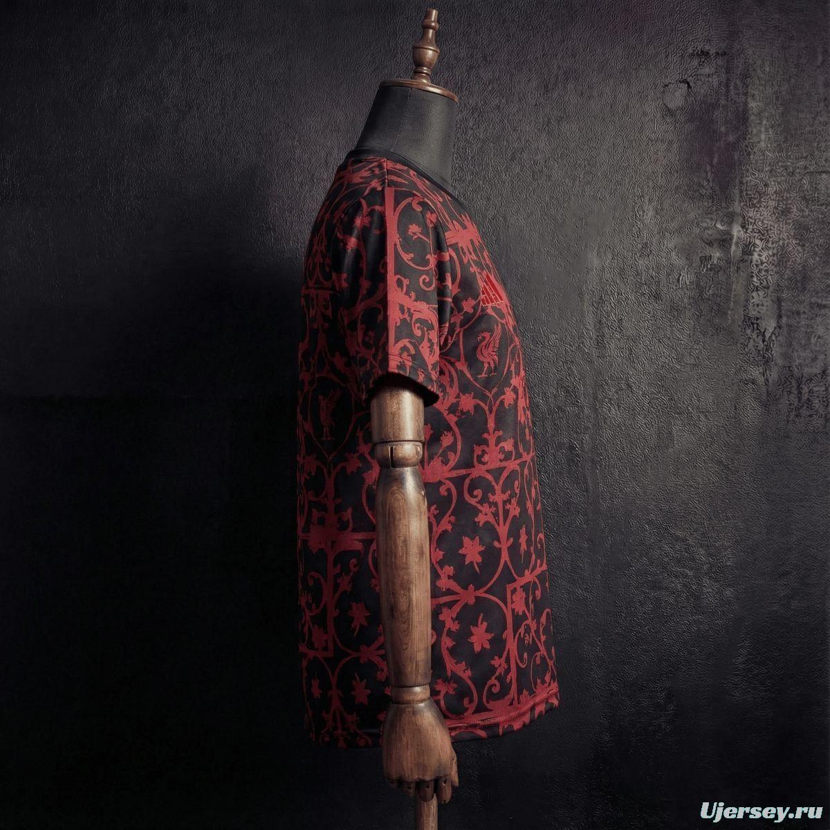 25/26 Liverpool Training Jersey Red And Black Jersey